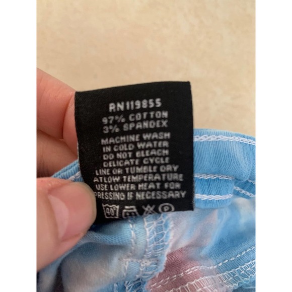 K.I.M by Kim tigers tyedye fringe denim shorts woman’s size medium/large - Picture 4 of 8